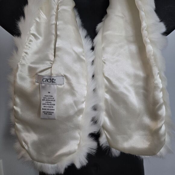 Cache Faux Fur Short Old Money Scarf - Picture 3 of 6